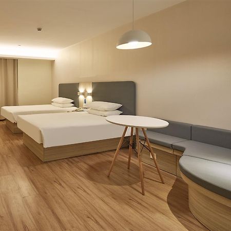 Hanting Hotel Shanghai Pudong Airport Zhuqiao Kültér fotó